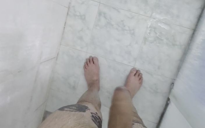 Lkdick8: 非常热辣的淋浴