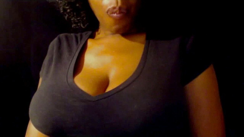 The Goddess Simone: 乳房崇拜泡泡糖恋物癖