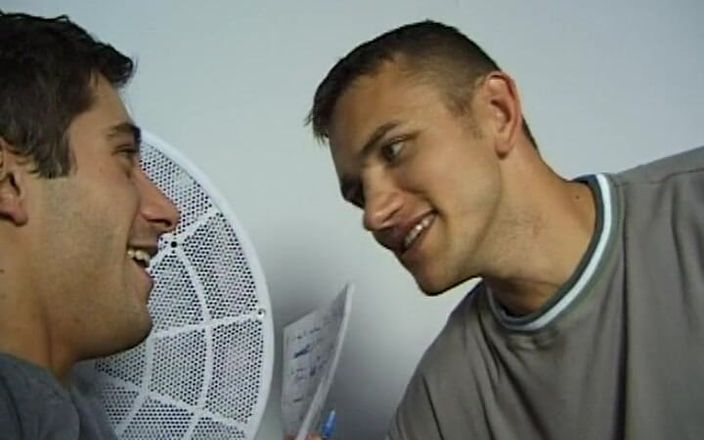 Gay 90's Vintage Porn: 情熱的な男性のタッチング #5