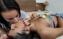 MF Lesbian: Los deliciosos labios de milf