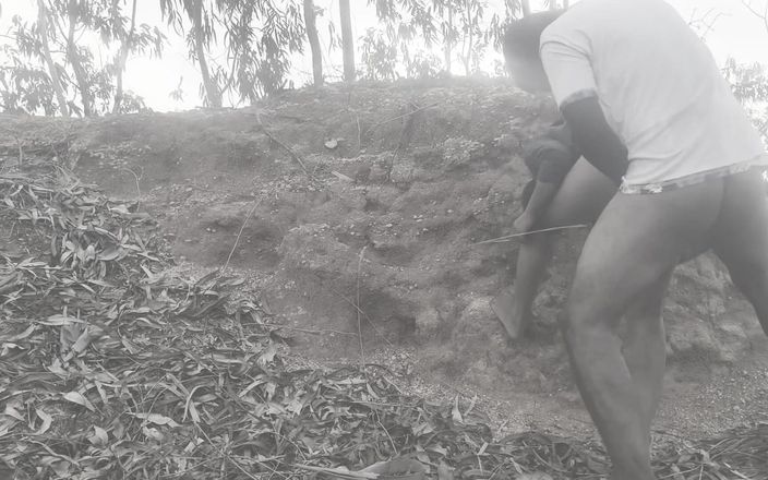 VillageBlackfairy: Tamil village gir sexo em floresta ao ar livre
