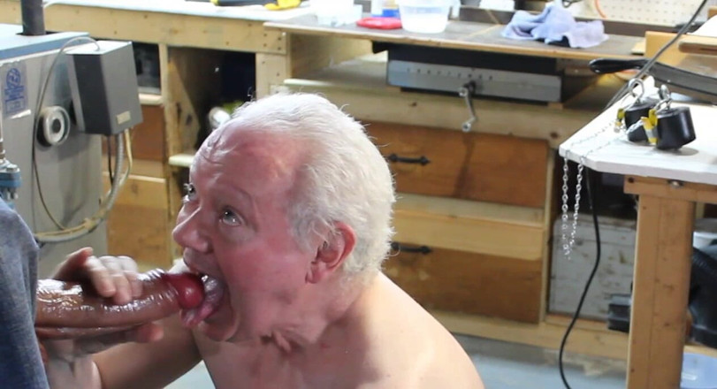 Erachi: Erachi Pomáhá instalatérovi zblízka Vo