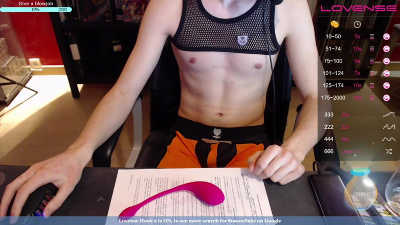 Snauwflake: Snauwflake is having fun on chaturbate - Part 1