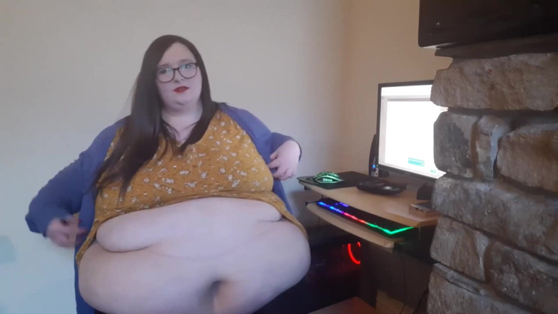 SSBBWLadyBrads: BBW secretary humiliated by boss