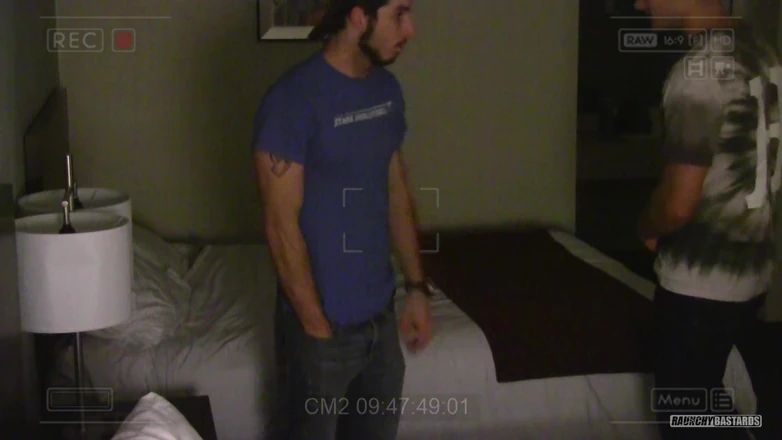 Raunchy Bastards: Một con điếm thường xuyên cởi bỏ đồng nghiệp tuổi teen của...