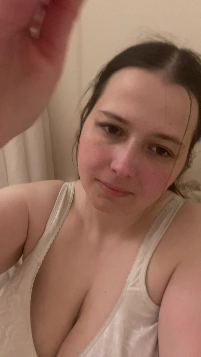 MissChrystalline: Crazy Camera Work but Well Worth the Orgasm