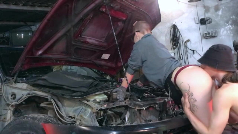 Vilu_and_Mi: Seksowna mechanik Vilu Vidish zostaje wbita Toyota Ae101