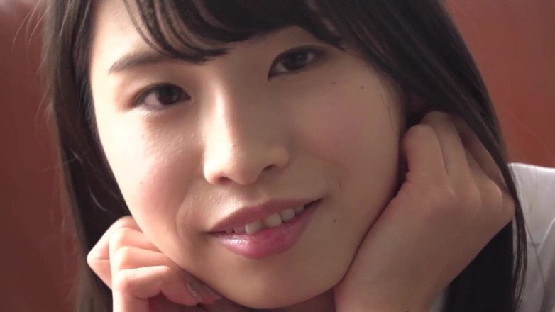 Strix: Kanako Maeda - I'm Not Nude, I'm Wearing Knee-High Socks