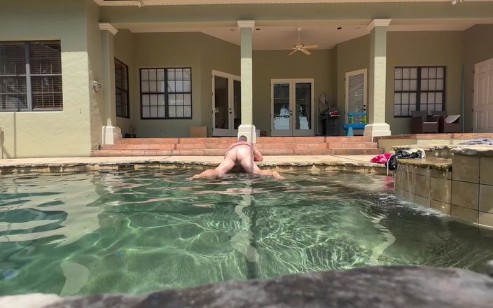 GottaLuvBB: Some Skinny Dipping Fun