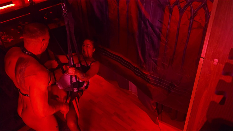 Relaxsextime: カップルのブランコに乗って