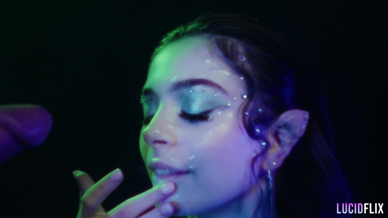 Lucid Flix: Lucidflix Luminati con Molly Little