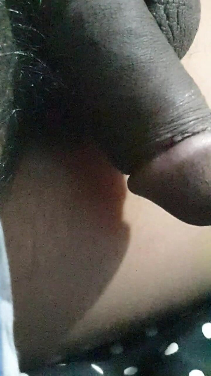 Xujjal: Masaj panis negru mare în camera mea