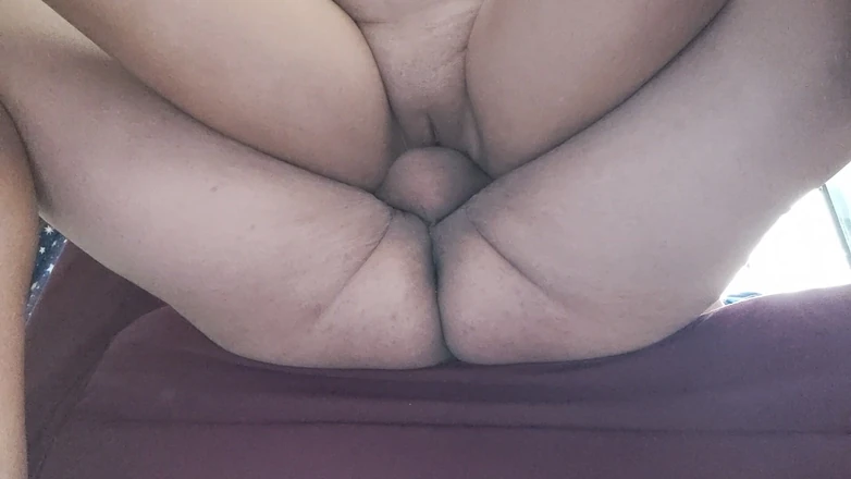 AngyAmazon: Doppia posizione amazzone per la mia figa in salotto