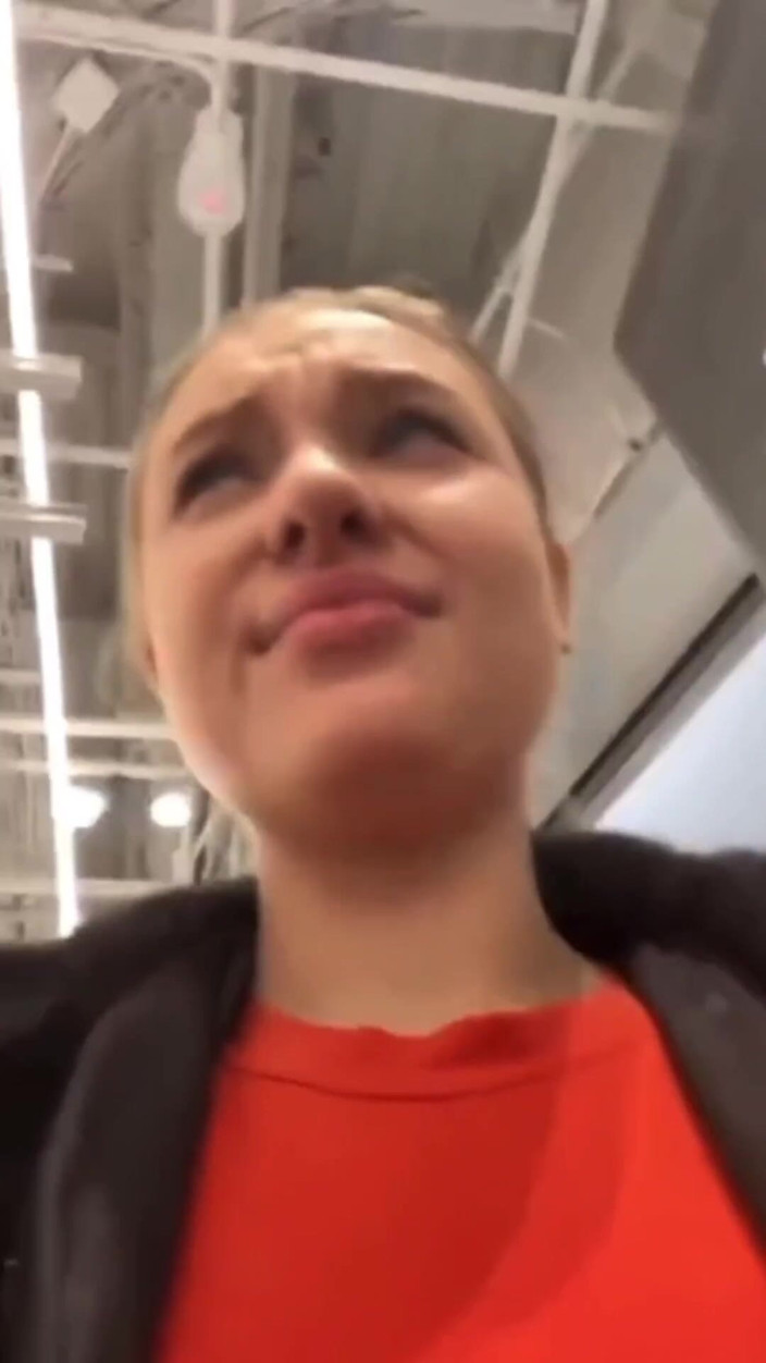 JuiceLussie: Masturbating in Public