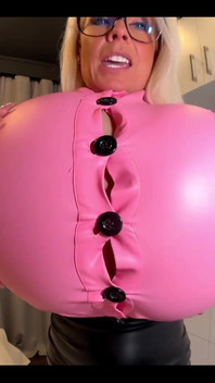 Water Makes My Breast Inflate!