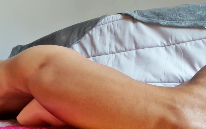 Hotsportfitboy: 핫한 주말 프로모션 내 장난감의 엉덩이 따먹기... 대박 사정