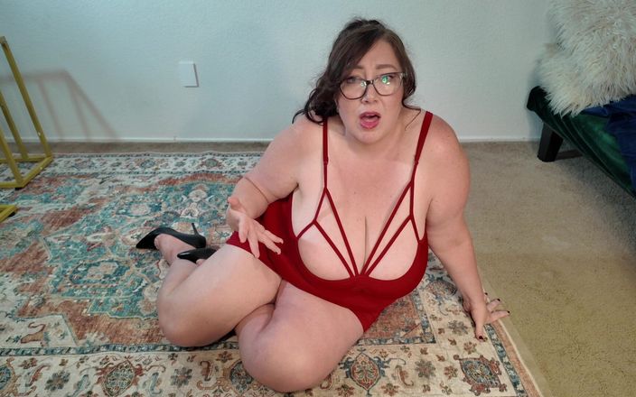 cutejayne: Casada grandota milf pide favor se cubre de esperma