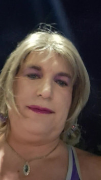 J’attends Sur Un Parking Papa Et Je Joue À Nouveau Au Jeu De Parking!