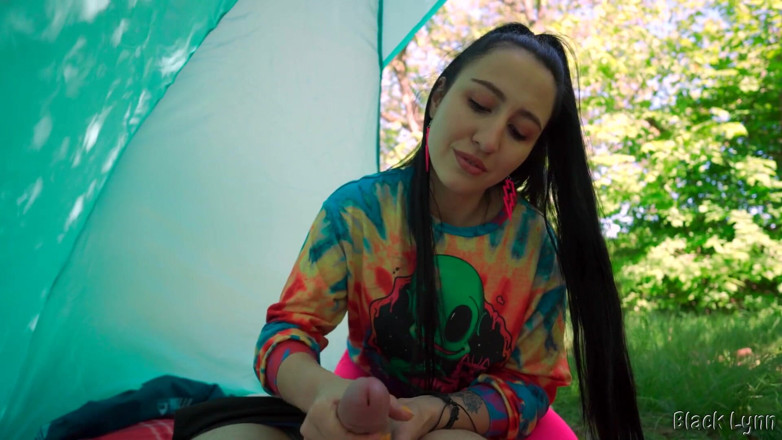 YSP Studio: Brunette Hippie Makes Outdoor Handjob for Free