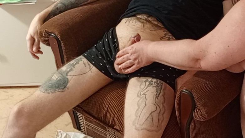 Zona901: Nackte fette schwiegermutter fingert meinen schwanz in nahaufnahme