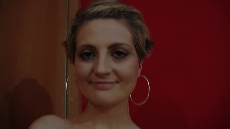 All Those Girlfriends: Teresa Suarez își umple pizda cu un vibrator