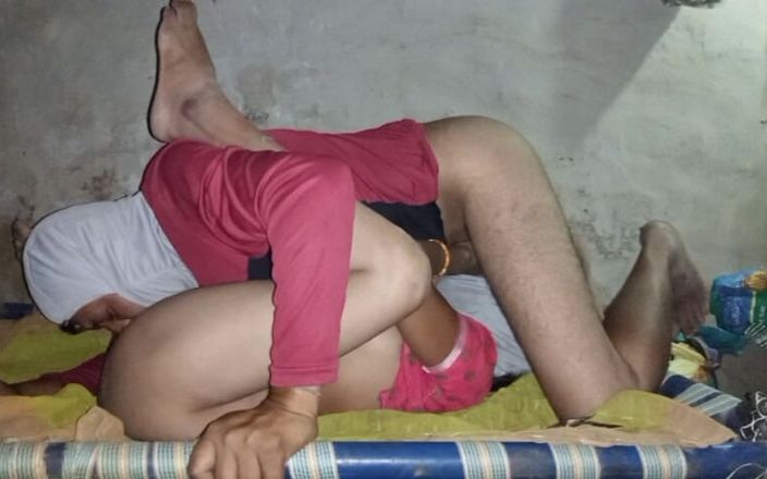 Kumari1996: Esposa y esposo indios tuvieron un sexo de 69 y fue...