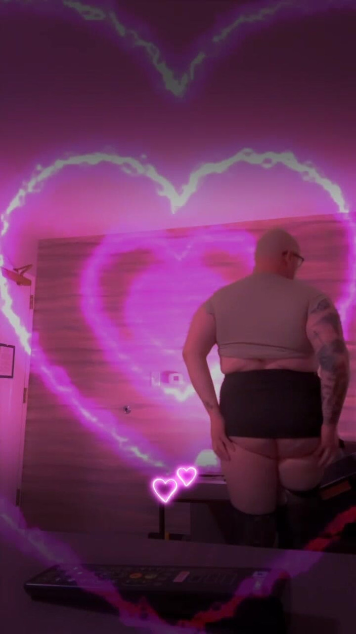 DemonicCumSlut: Perfect Preop TS Riding Monster Cock