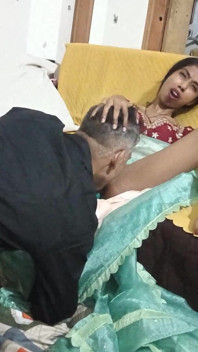 Rosey dientot habis-habisan sama pacar kampusnya