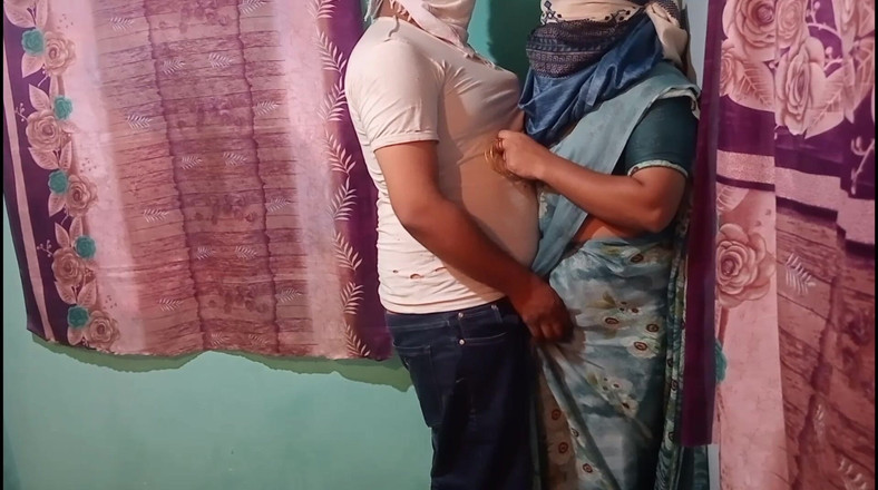 Gulaab: Smutsigt samtal med Bhabhi Ji på din begäran
