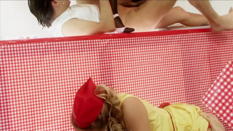 Fetish Desire: Otäckt knull i kaféet