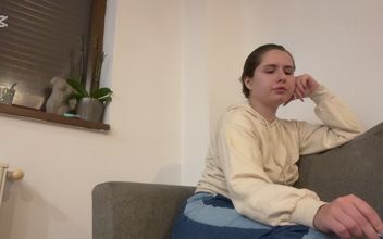 Bubbly Farts on Couch