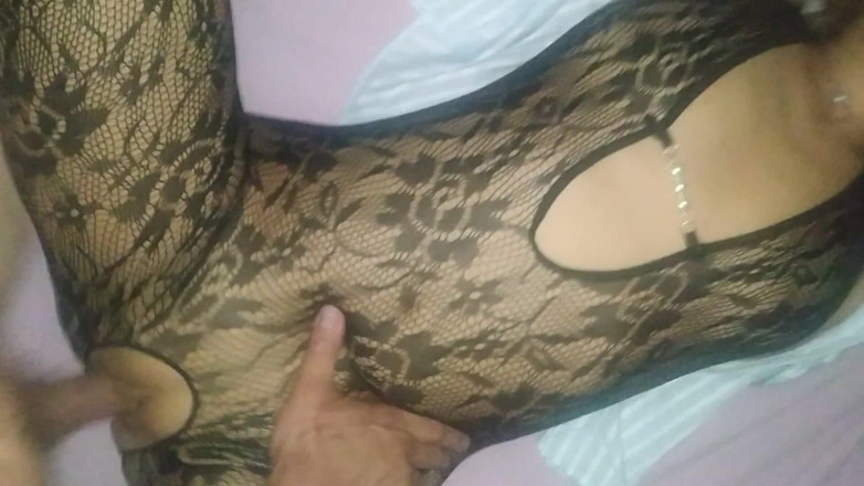 Crazy Couple: Hot sex with slut cumming on her