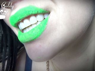 Goddess Misha Goldy: Neon green lipstick slave worship