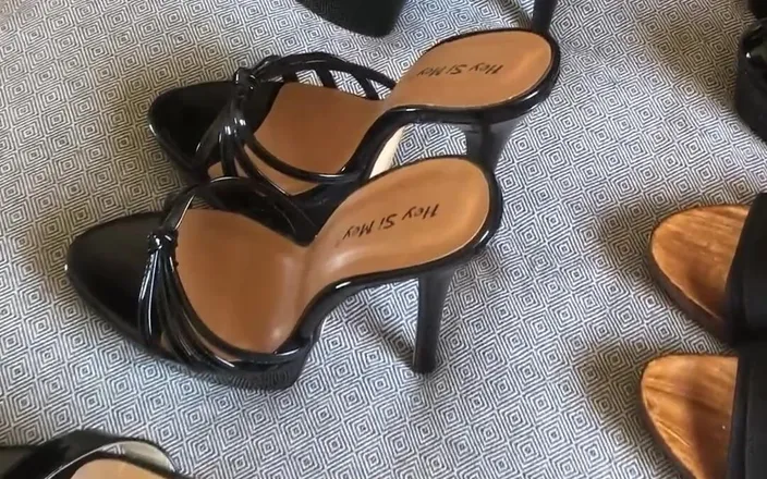 Andreina Naty: Feet and Ass for a Slutty Sissy Wifey