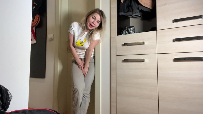 Misty Phoenix: Piste in mijn broek voordat het toilet leeg was