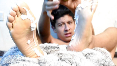 Dreichwe: クリームだらけの美味しそうな足