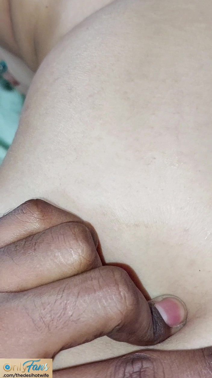 TheaDesiHotwife: Fransız Öpücüğü Ve Minik Penisle Zar Zor Ilişki Seks.