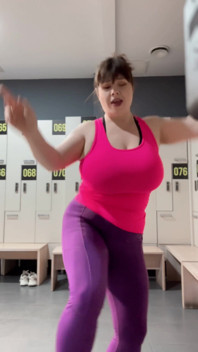 Clothing Change in the Locker Room