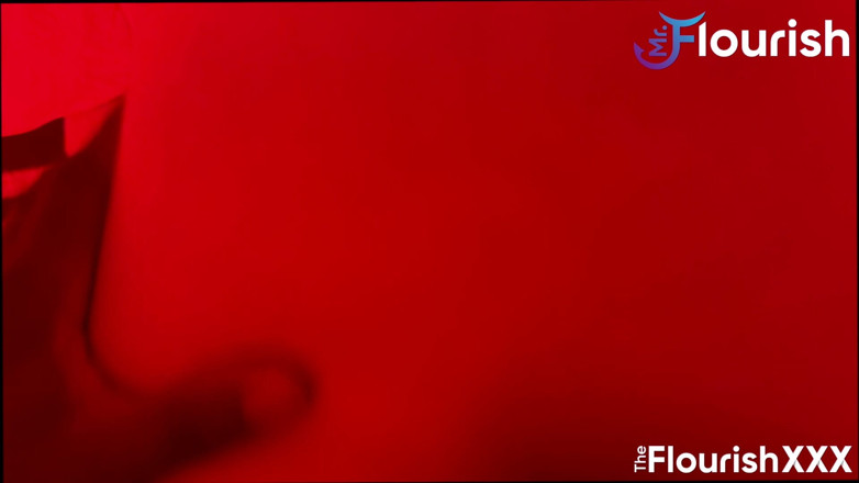 The Flourish XXX: Anna Cummings dostane červenou světlo pokoj speciál od mrflourish