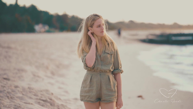 CharlieForde: Desvanecendo com Charlie Forde, Olive Gee