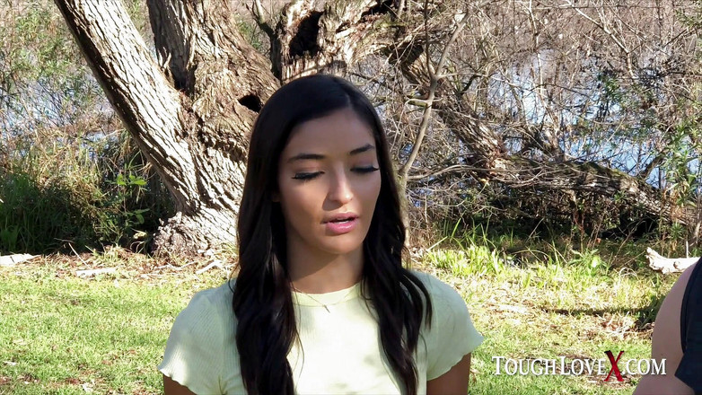 ToughLoveX: TOUGHLOVEX - Nienasycona Emily Willis nie ma dość kutasa