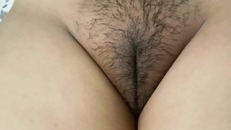 Fuck book: Chatte propre et mignonne