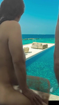 ガラバスとオルガと一緒に海で熱く濡れる