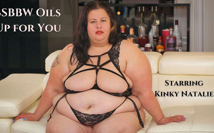 Blush Erotica VR: 大奶子脂肪脱衣舞和单人淫荡娜塔莉贝夫