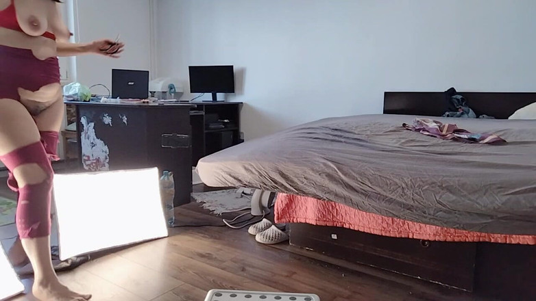 Amateur_MS: Istri nakal yang lagi sange ini lagi asik sambil pakai...