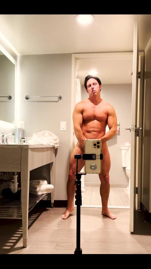 Reese Rideout: Hotel Jo