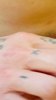30 Minutes of Bareback Sex with Transvestite
