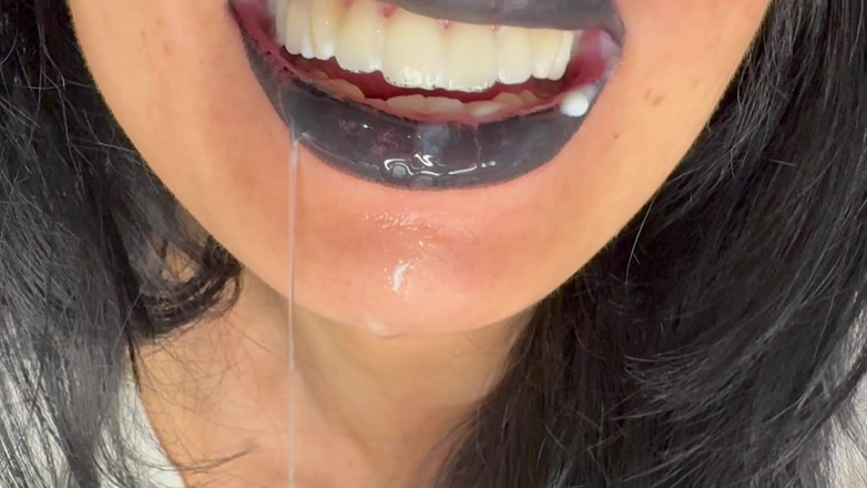 Asmr_mouth: 你的精液可能看起来像这样在我的舌头上