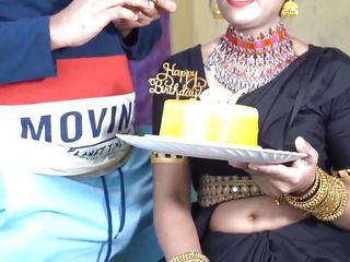 ADM111AG: Cuñado y cuñada indios comiendo sexo de cuñada india caliente