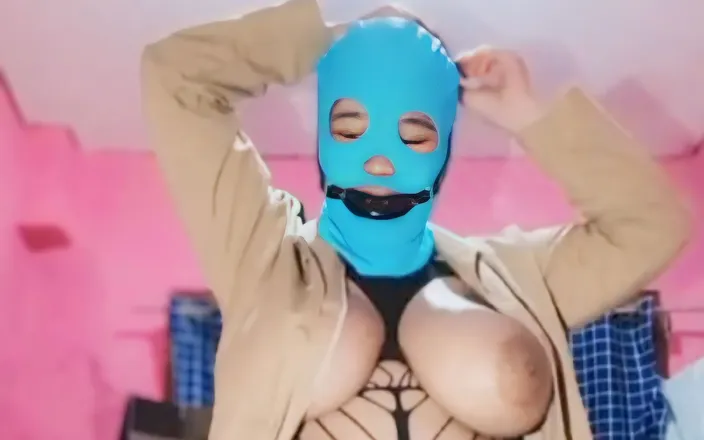 Jilbab69: After College, Plug Your Vagina with a Dildo